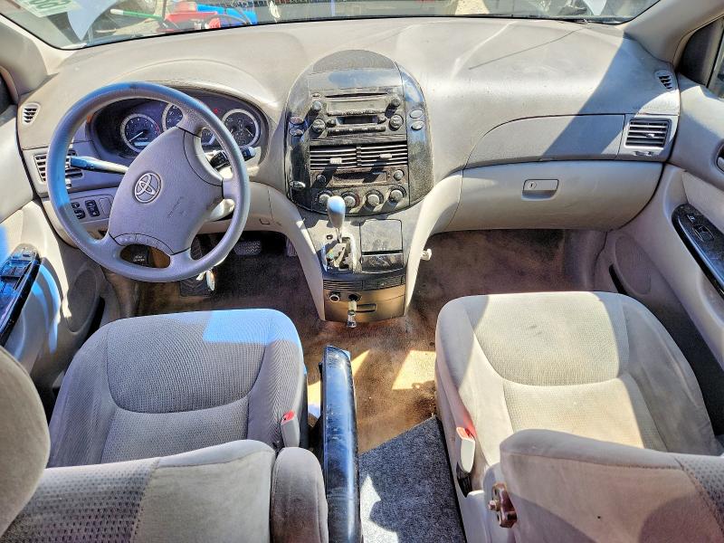 Photo 8 from auction – 2005 TOYOTA SIENNA with VIN 5TDZA23C85S335730