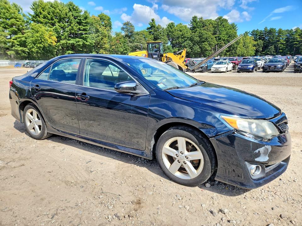 Photo 4 from auction – 2014 TOYOTA CAMRY with VIN 4T1BF1FK0EU361214