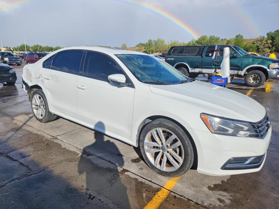 Photo 4 from auction – 2019 VOLKSWAGEN PASSAT with VIN 1VWLA7A32KC012662