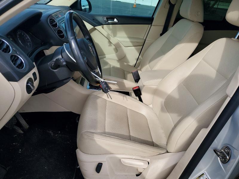 Photo 7 from auction – 2011 VOLKSWAGEN TIGUAN with VIN WVGBV7AX9BW538531