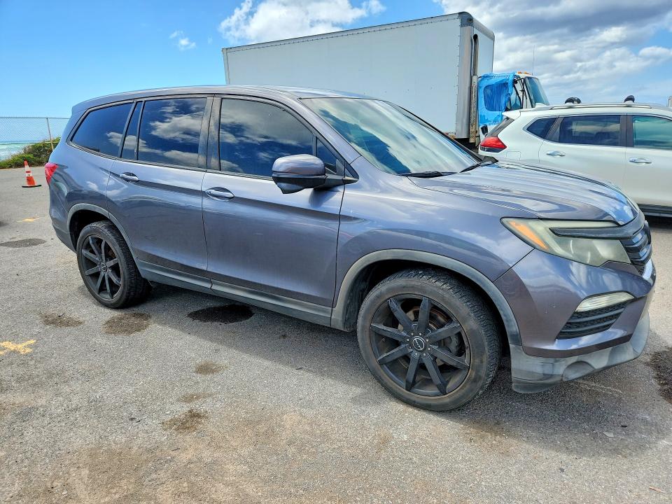 Photo 4 from auction – 2017 HONDA PILOT with VIN 5FNYF5H36HB009876