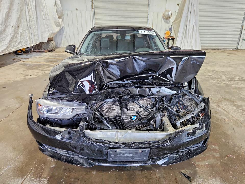 Photo 5 from auction – 2013 BMW 328 with VIN WBA3B3C50DF530078