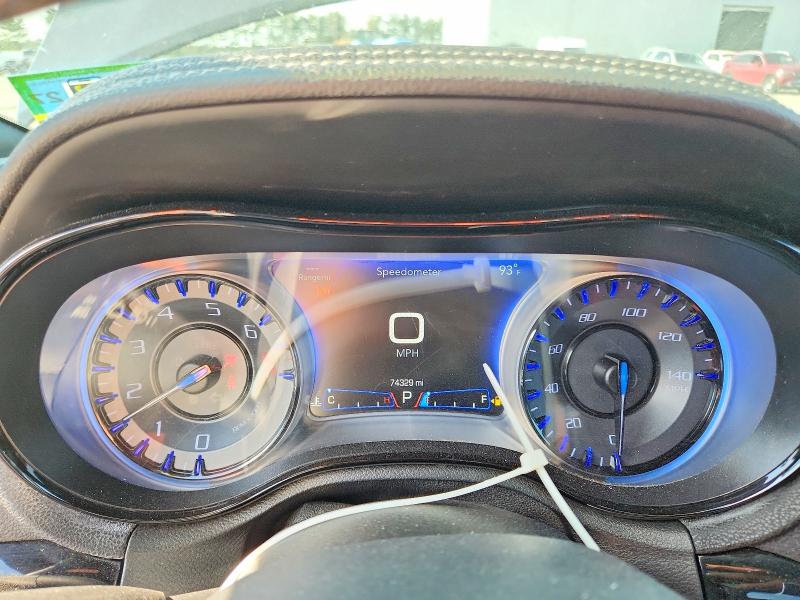 Photo 9 from auction – 2018 CHRYSLER 300 with VIN 2C3CCABG2JH234226