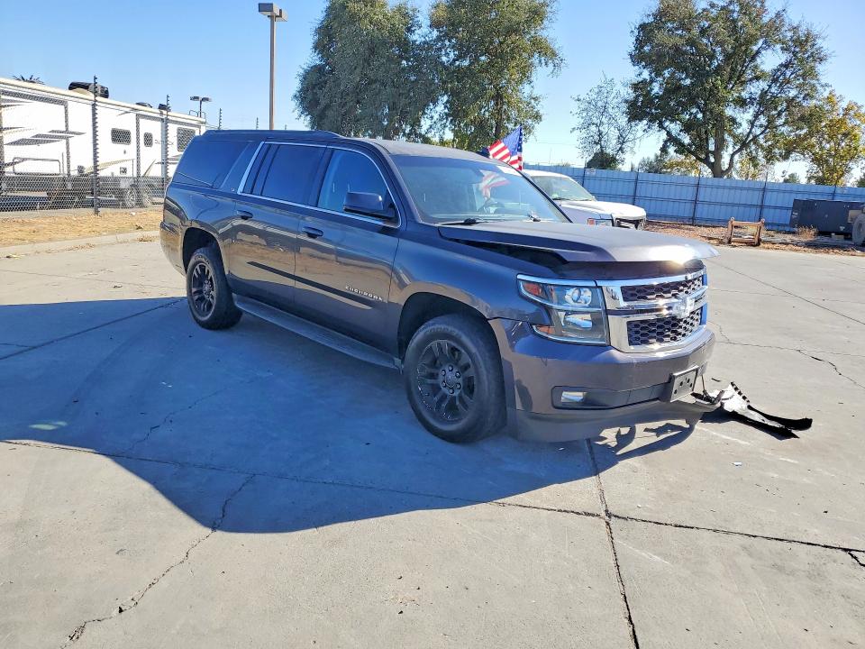 Снимка 4 от търг – 2016 CHEVROLET SUBURBAN с VIN 1GNSCGEC3GR372005