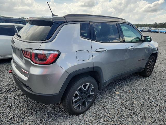 Photo 3 from auction – 2019 JEEP COMPASS with VIN 3C4NJDDB4KT733132