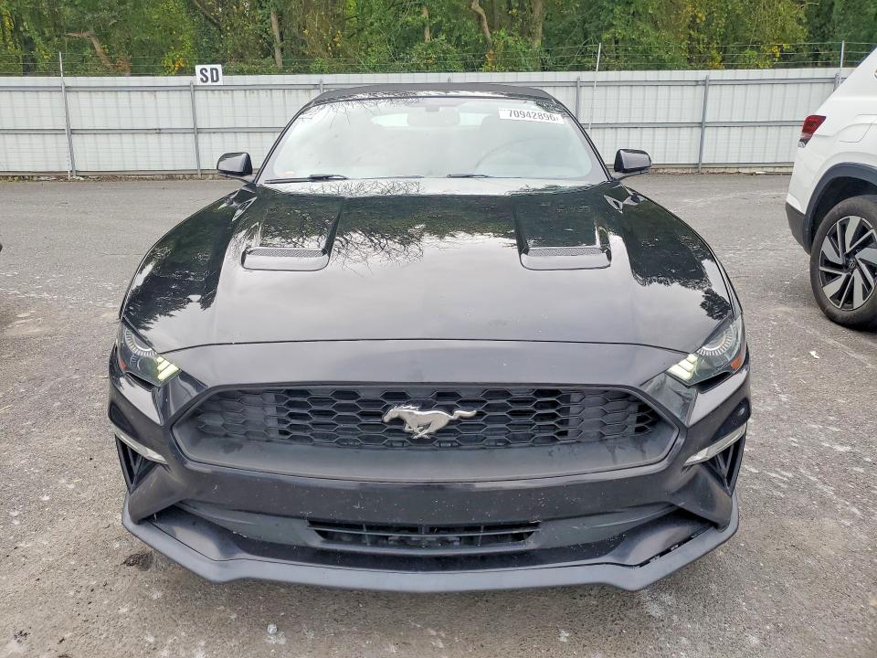Снимка 5 от търг – 2018 FORD MUSTANG с VIN 1FATP8UH6J5167013