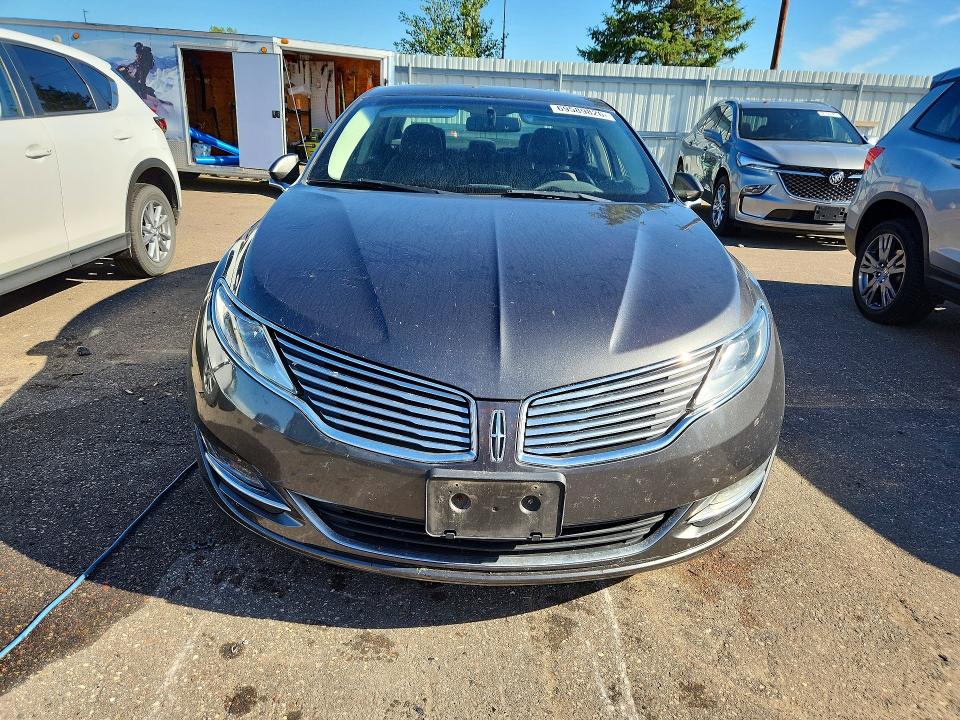 Photo 5 from auction – 2015 LINCOLN MKZ with VIN 3LN6L2LU1FR606150