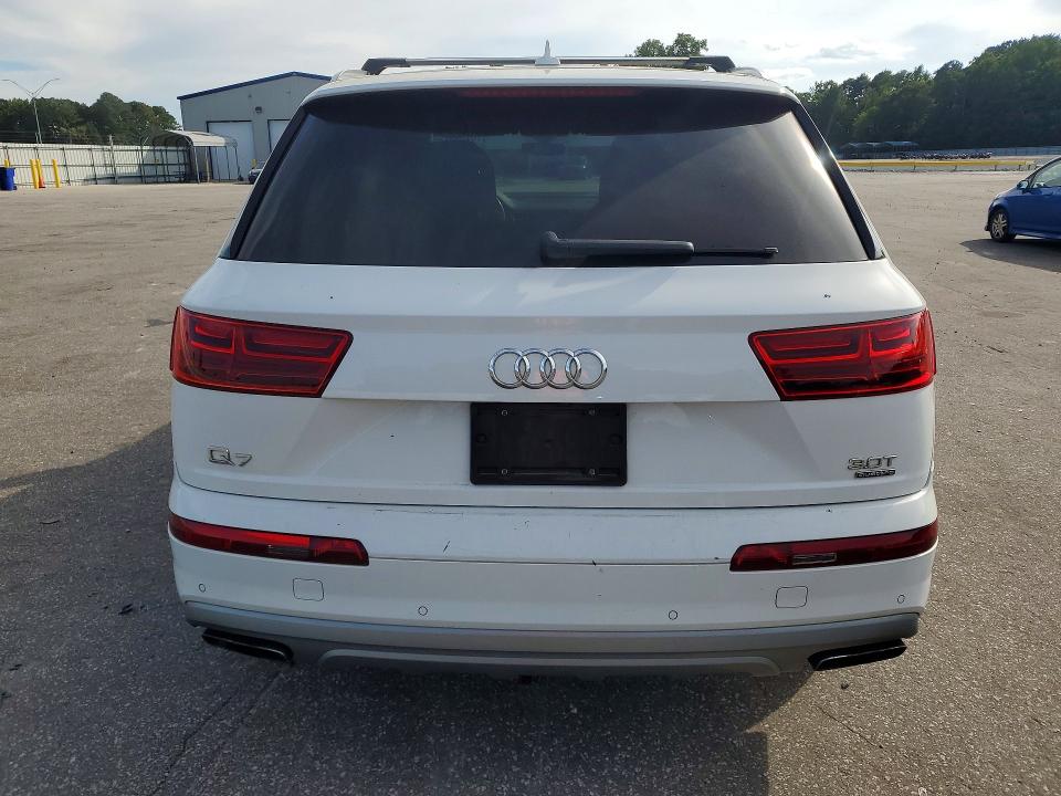 Photo 6 from auction – 2017 AUDI Q7 with VIN WA1VABF76HD011103