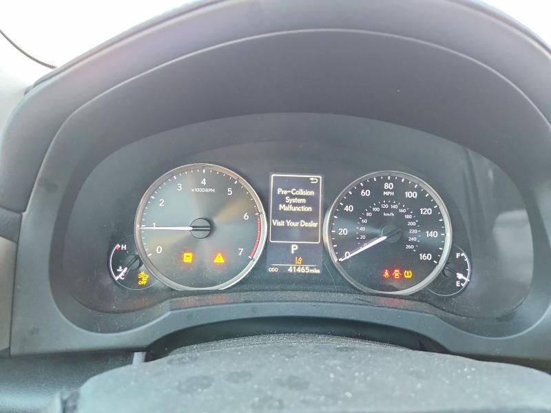 Photo 9 from auction – 2019 LEXUS IS with VIN JTHBA1D21K5085653