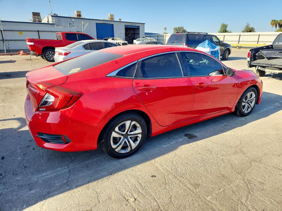 Photo 3 from auction – 2017 HONDA CIVIC with VIN 2HGFC2F51HH557587