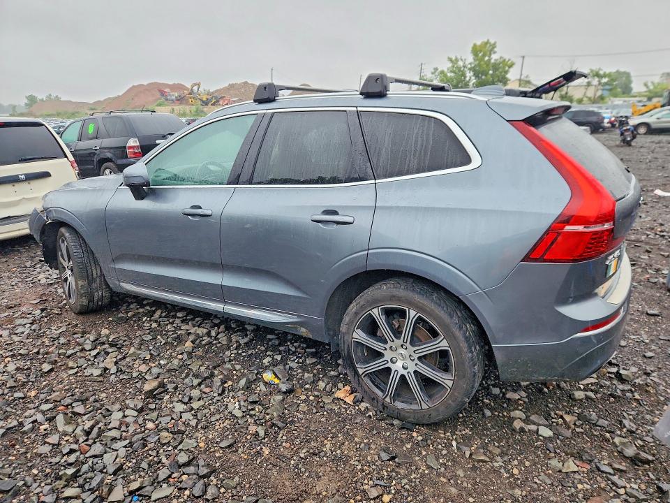 Photo 2 from auction – 2021 VOLVO XC60 with VIN YV4102RL1M1696541