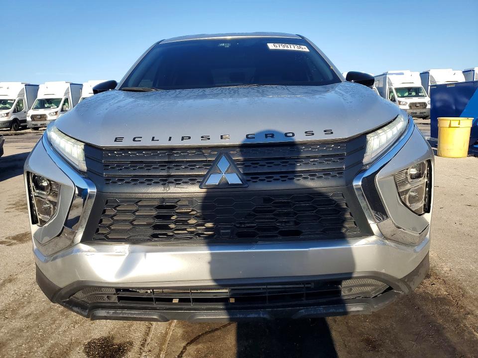 Photo 5 from auction – 2023 MITSUBISHI ECLIPSE CROSS with VIN JA4ATVAA4PZ005122