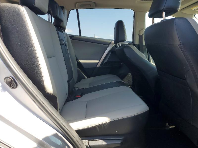 Photo 10 from auction – 2017 TOYOTA RAV4 HV with VIN JTMDJREV8HD111309