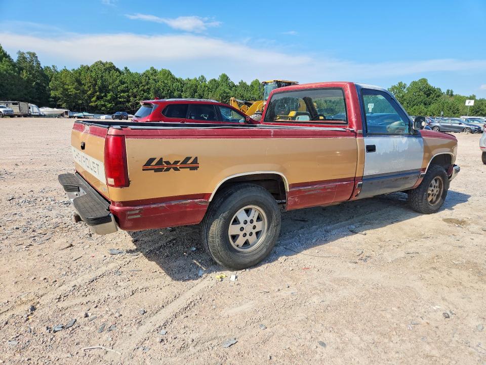 Photo 3 from auction – 1990 CHEVROLET GMT-400 with VIN 1GCDK14K3LE172964