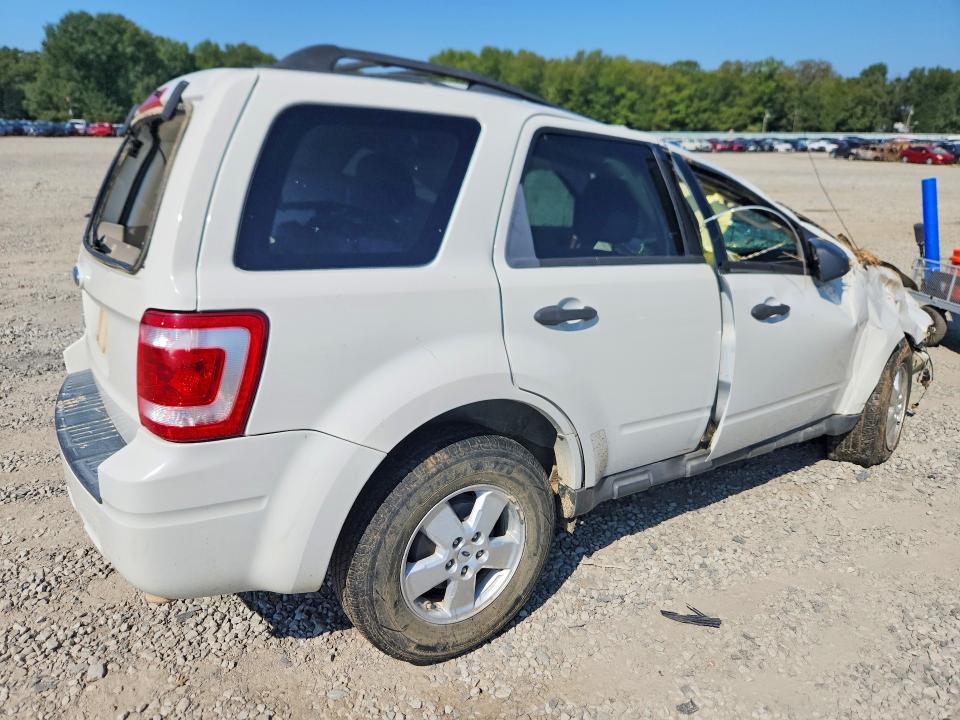 Фото 3 с аукциона – 2009 FORD ESCAPE с VIN 1FMCU03G99KA58311