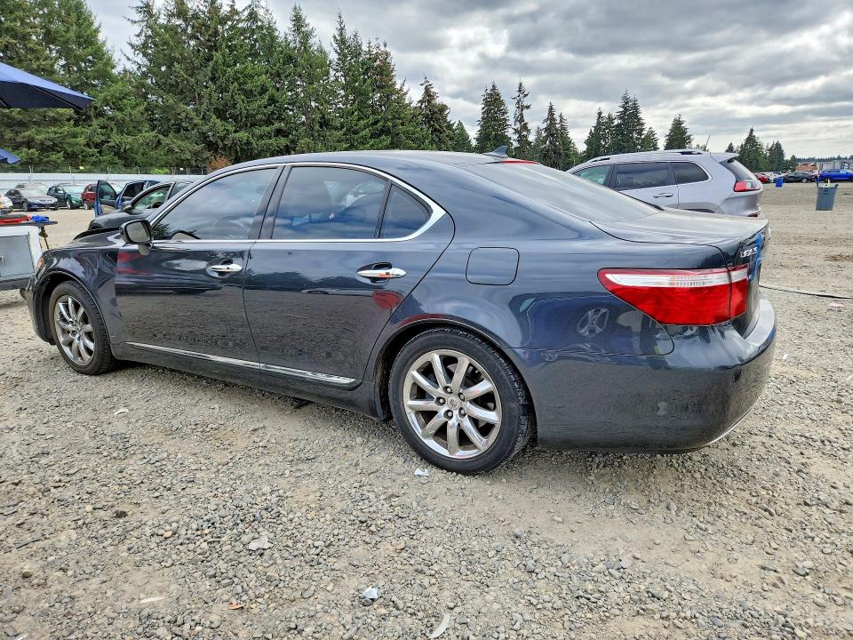Foto 2 de la subasta – 2008 LEXUS LS con VIN JTHBL46F385073346