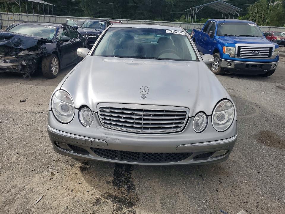Photo 5 from auction – 2004 MERCEDES-BENZ E with VIN WDBUF65J04A408095
