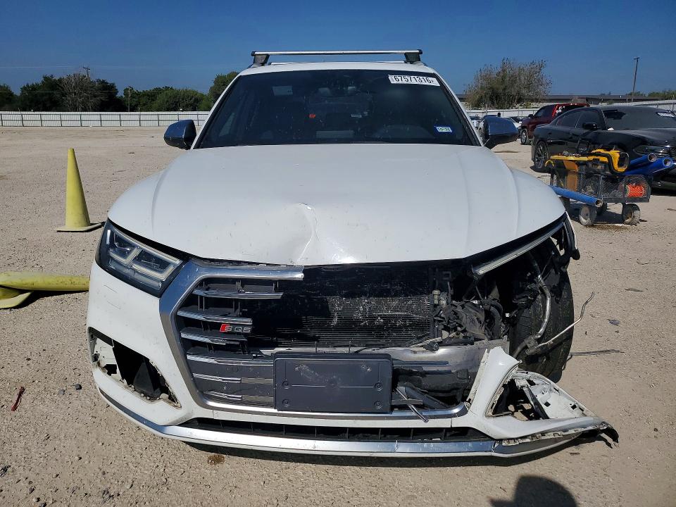 صورة رقم 5 من المزاد - 2018 AUDI SQ5 مع VIN WA1A4AFY9J2015480