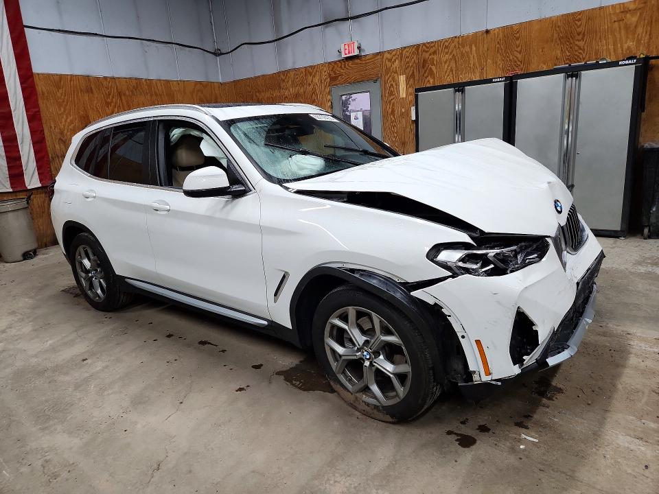Zdjęcie 4 z aukcji – 2022 BMW X3 z VIN 5UX53DP06N9M92772