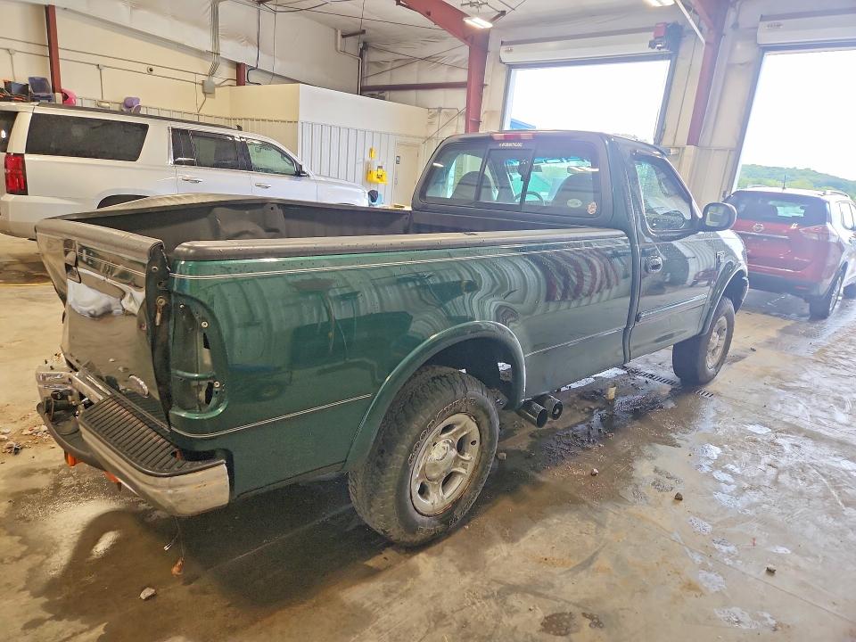 Photo 3 from auction – 1999 FORD F150 with VIN 1FTRF18L7XNB80603