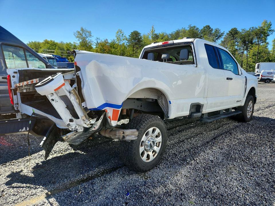 Photo 3 from auction – 2023 FORD F250 with VIN 1FT7X2BT6PEC29065