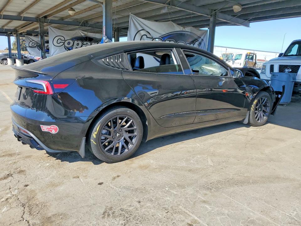 Zdjęcie 3 z aukcji – 2024 TESLA MODEL 3 z VIN 5YJ3E1EA5RF747730