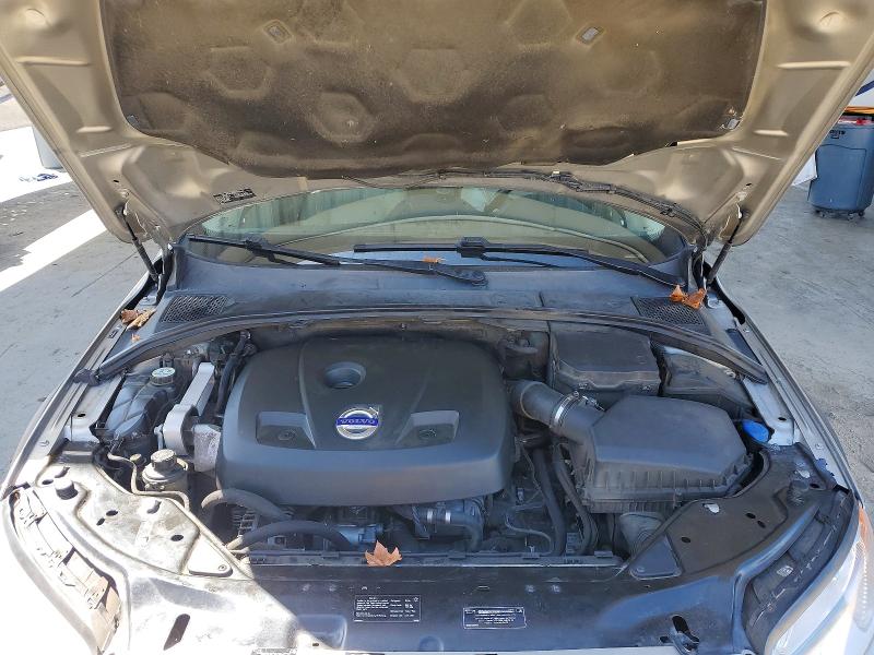 Photo 11 from auction – 2015 VOLVO XC70 with VIN YV440MBC3F1196953