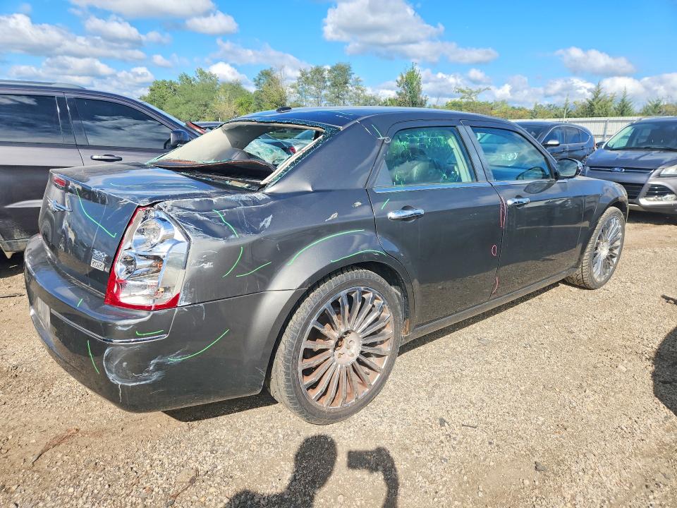 Foto 3 de la subasta – 2010 CHRYSLER 300 con VIN 2C3CA5CV8AH101769