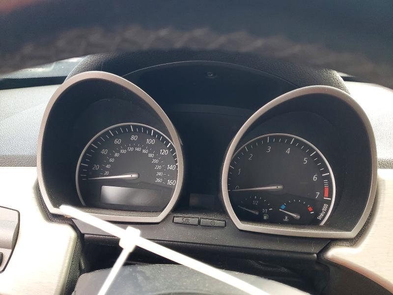 Photo 9 from auction – 2003 BMW Z4 with VIN 4USBT33453LS40268