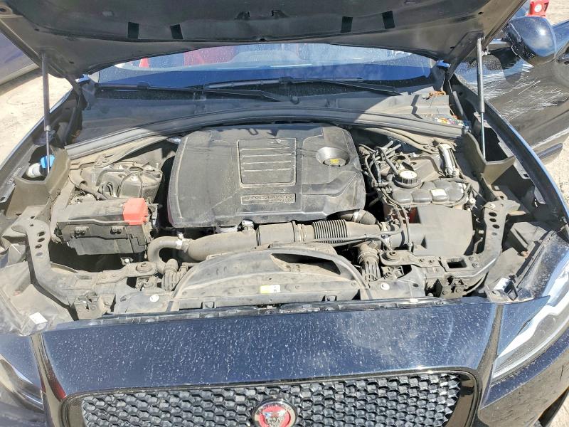 Снимка 12 от търг – 2018 JAGUAR F-PACE с VIN SADCL2FX3JA202822