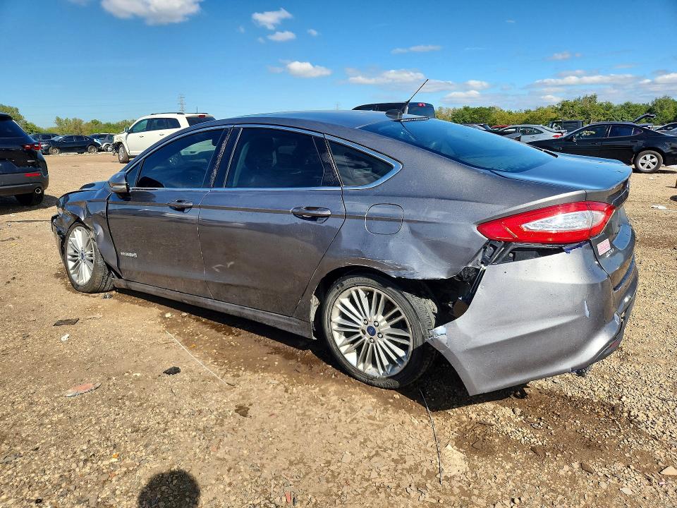 Foto 2 de la subasta – 2014 FORD FUSION con VIN 3FA6P0LU1ER195009