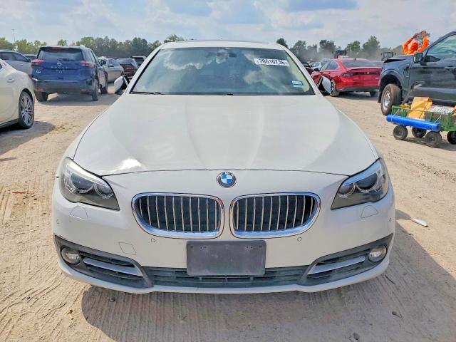 Foto 5 de la subasta – 2015 BMW 528 con VIN WBA5A5C54FD519445