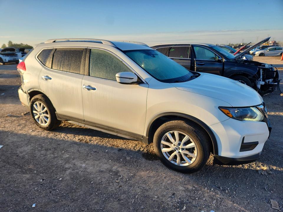 Photo 4 from auction – 2019 NISSAN ROGUE with VIN 5N1AT2MT8KC705086