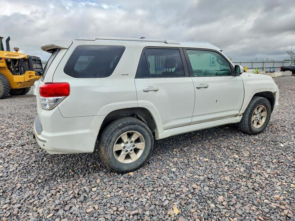 صورة رقم 3 من المزاد - 2011 TOYOTA 4RUNNER مع VIN JTEBU5JR3B5037908