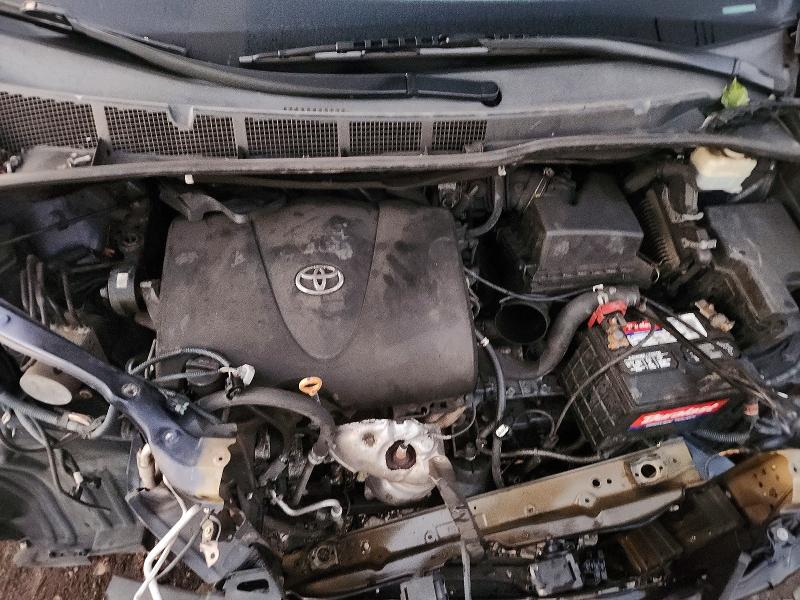 Снимка 12 от търг – 2020 TOYOTA SIENNA с VIN 5TDKZ3DC3LS022385