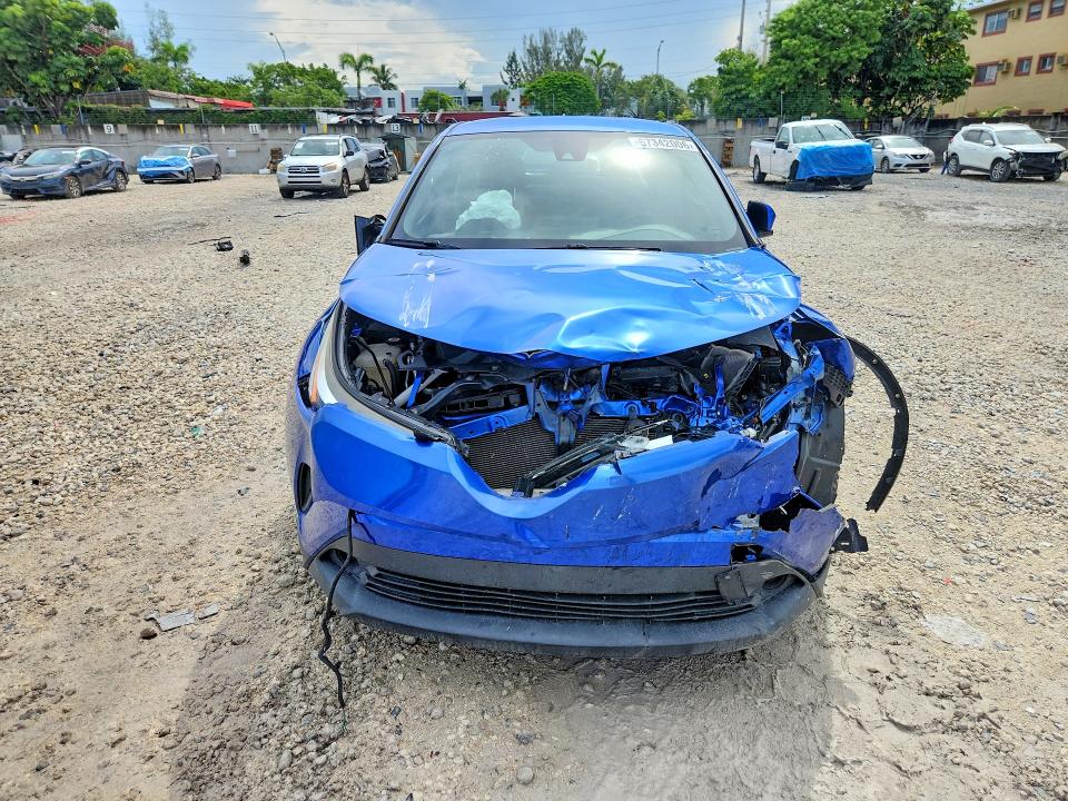 Photo 5 from auction – 2018 TOYOTA C-HR with VIN JTNKHMBX2J1007722