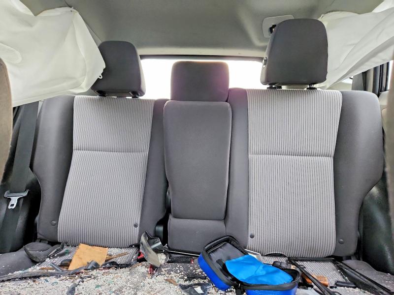 Foto 10 de la subasta – 2013 TOYOTA RAV4 con VIN 2T3BFREV4DW121969