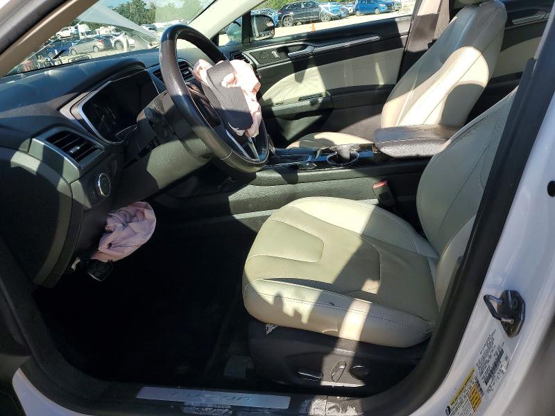 Photo 7 from auction – 2016 FORD FUSION with VIN 3FA6P0RU2GR192128