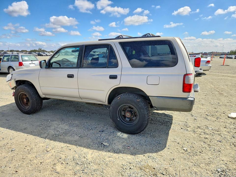 Photo 2 from auction – 1996 TOYOTA 4RUNNER with VIN JT3GM84R4T0006144