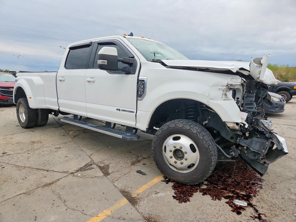Снимка 4 от търг – 2019 FORD F350 с VIN 1FT8W3DT2KEC59702