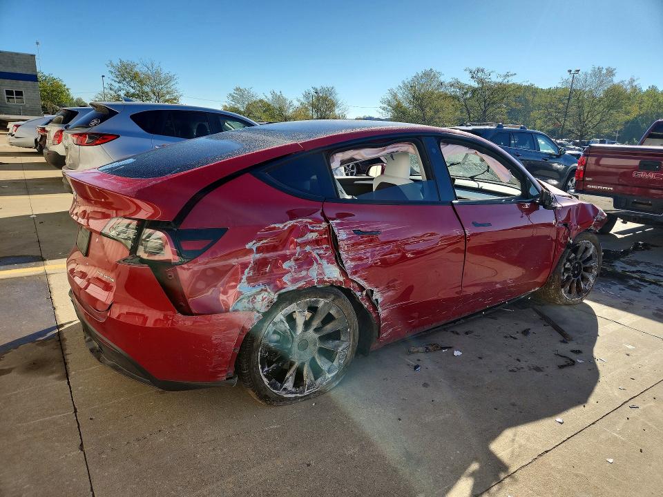 Фото 3 с аукциона – 2023 TESLA MODEL Y с VIN 7SAYGDEE0PF757571