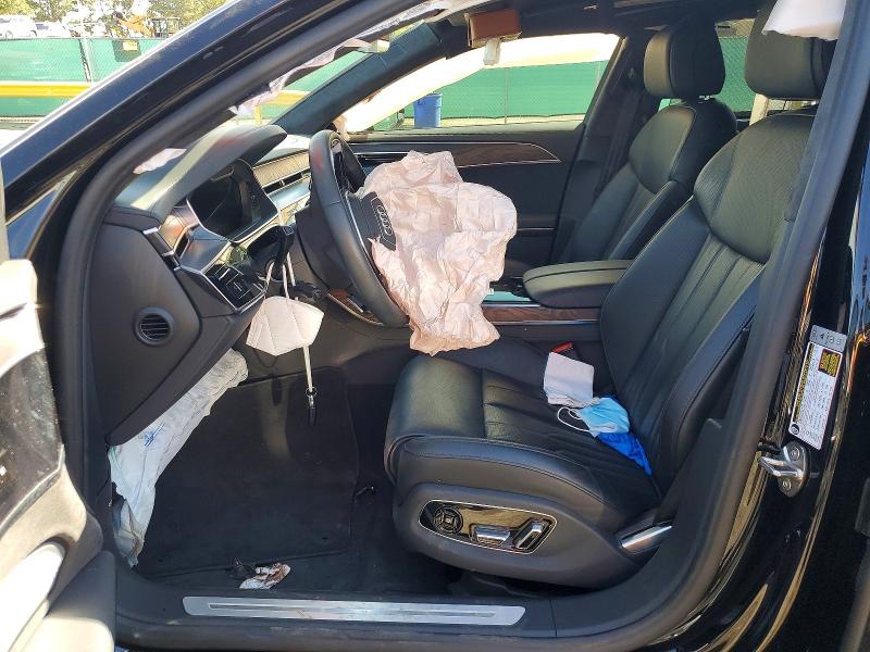 Photo 7 from auction – 2020 AUDI A8 with VIN WAU8EAF88LN016393