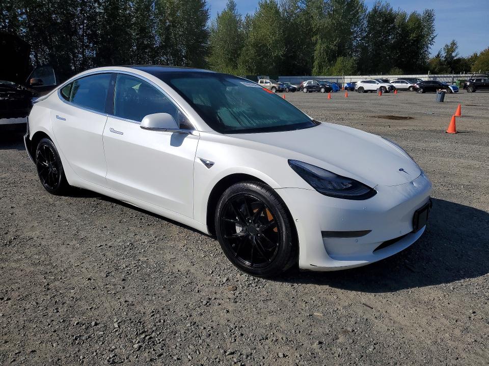 Zdjęcie 4 z aukcji – 2020 TESLA MODEL 3 z VIN 5YJ3E1EA7LF612398