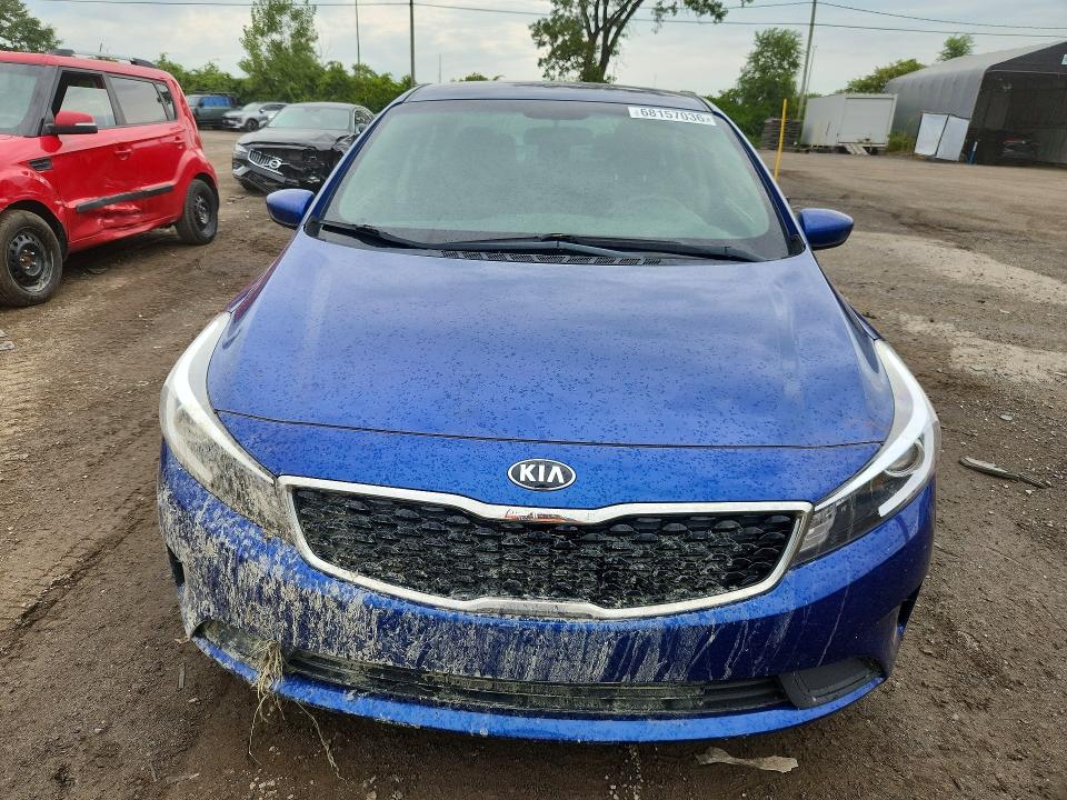 Foto 5 de la subasta – 2017 KIA FORTE con VIN 3KPFK4A77HE089589