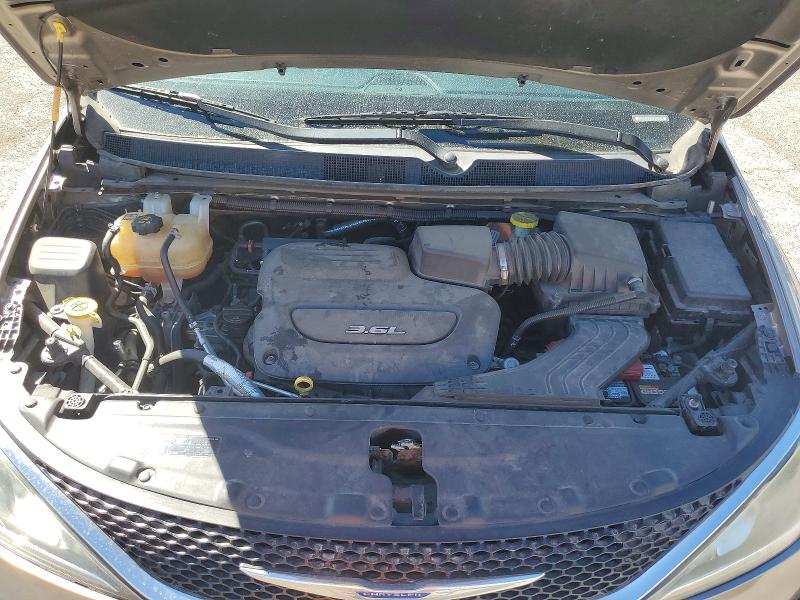 Photo 12 from auction – 2018 CHRYSLER PACIFICA with VIN 2C4RC1EG4JR350426