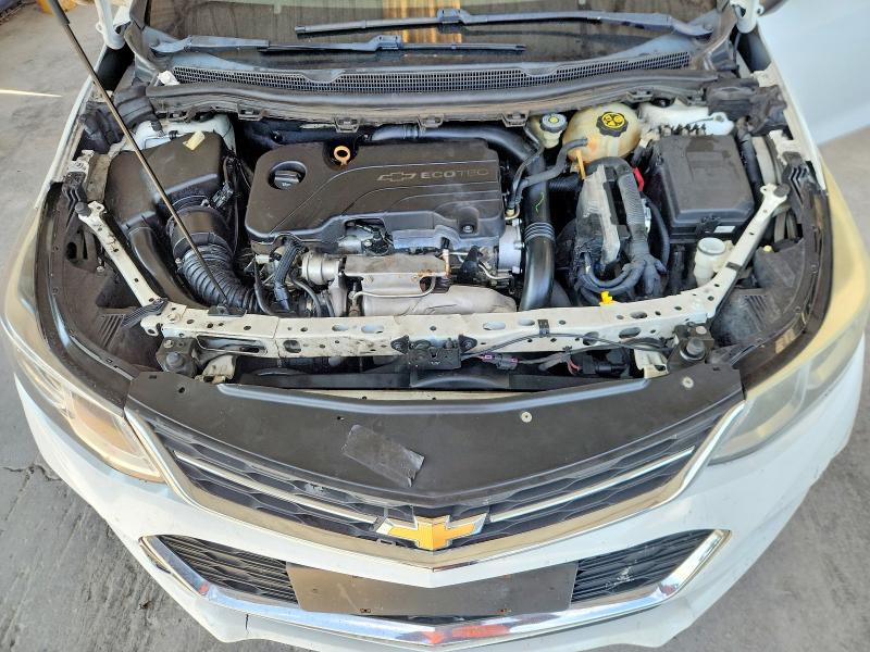 Photo 11 from auction – 2017 CHEVROLET CRUZE with VIN 1G1BC5SM9H7229737