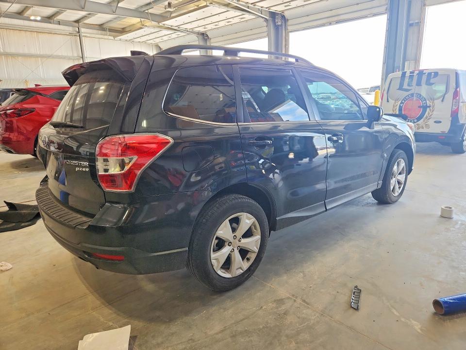 Photo 3 from auction – 2016 SUBARU FORESTER with VIN JF2SJAHC0GH408845