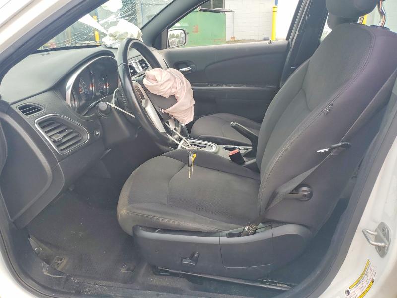 Photo 7 from auction – 2012 CHRYSLER 200 with VIN 1C3CCBBB6CN298869