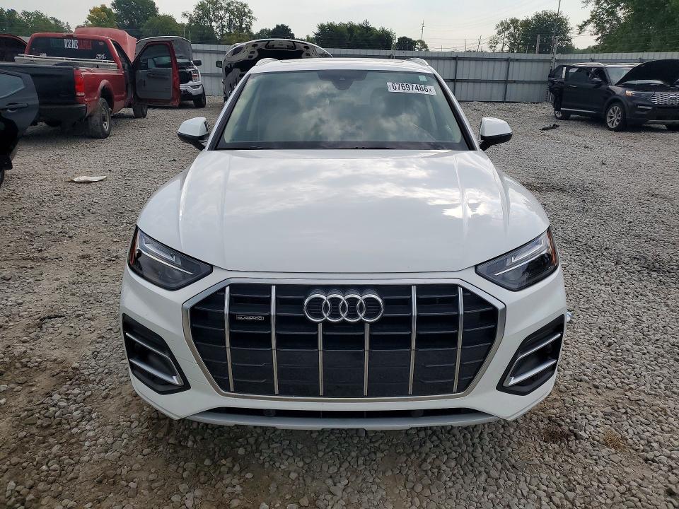 Фото 5 с аукциона – 2021 AUDI Q5 с VIN WA1AAAFY1M2136601