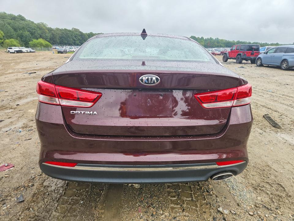 Foto 6 de la subasta – 2016 KIA OPTIMA con VIN 5XXGT4L34GG015693